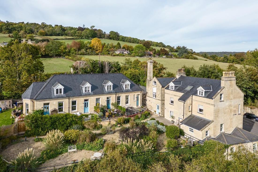 Spacious 2 Bedroom House With Stunning Views Bath Eksteriør bilde